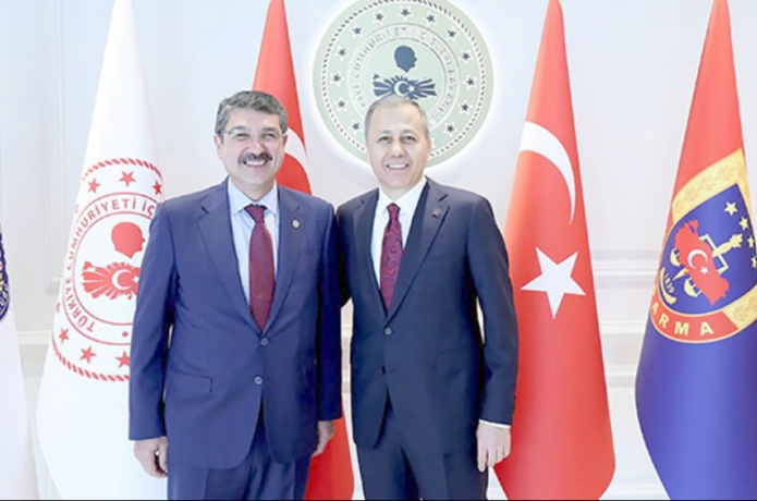 Valiler kararnamesi öncesi kritik ziyaret