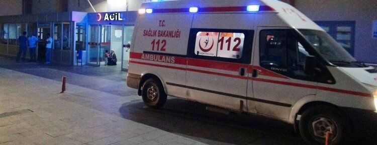 Babasının Silahıyla Minibüs Gasp Etti