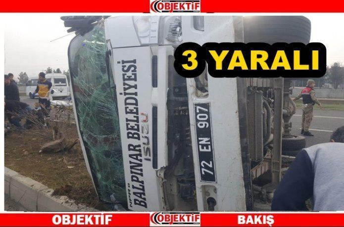 Balpınar çöp arabası kaza yaptı