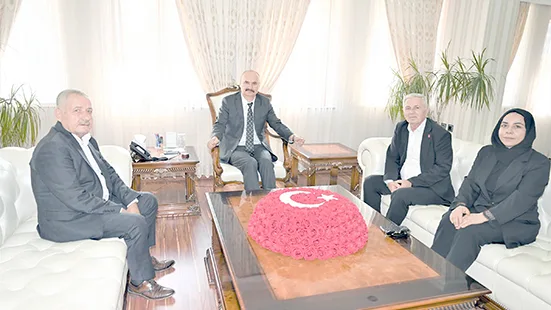 CHP İL BAŞKANI ÖZKANAT’TAN VALİ CANALP’E ZİYARET