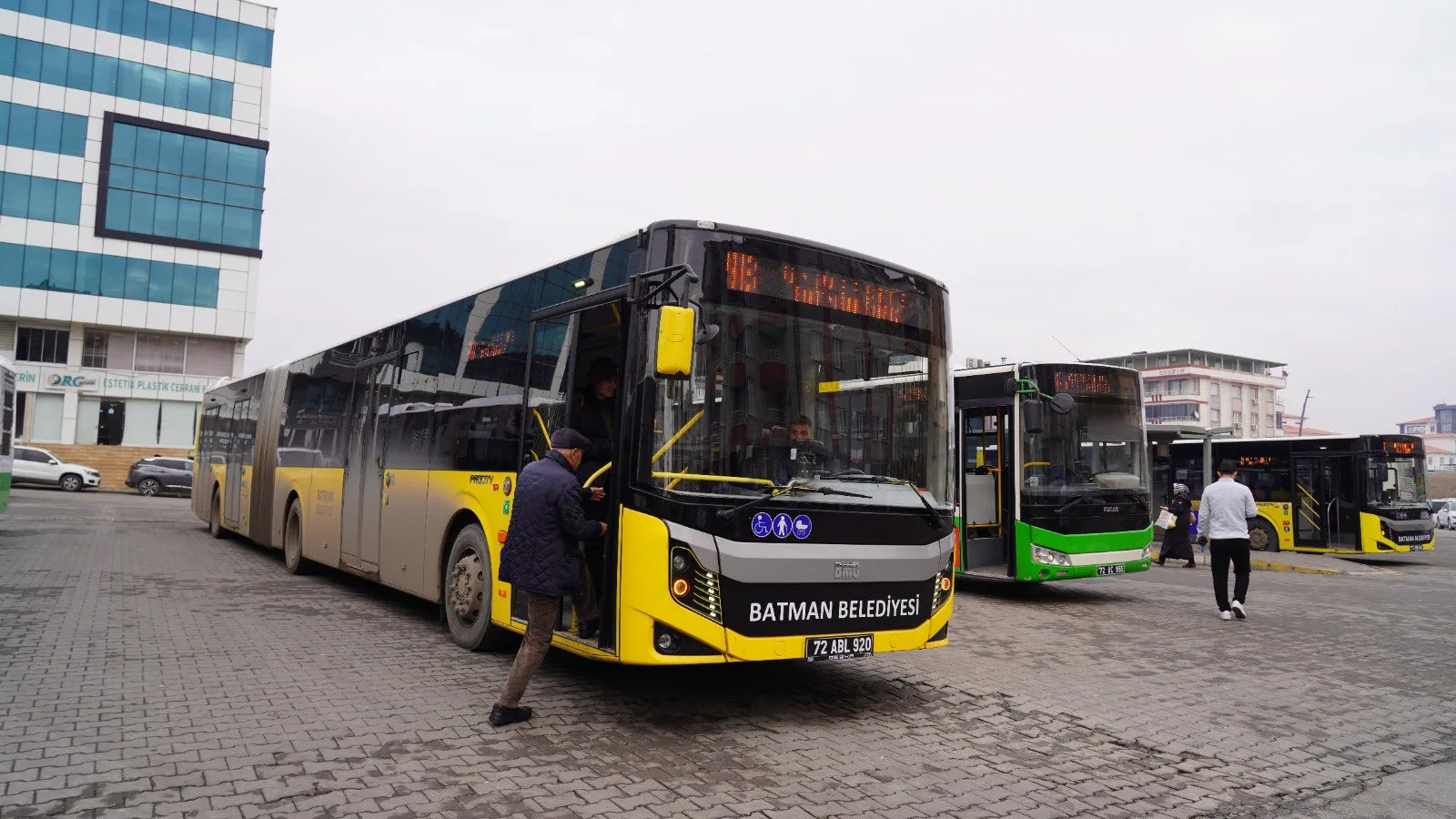 Batman’da belediye otobüslerine zam