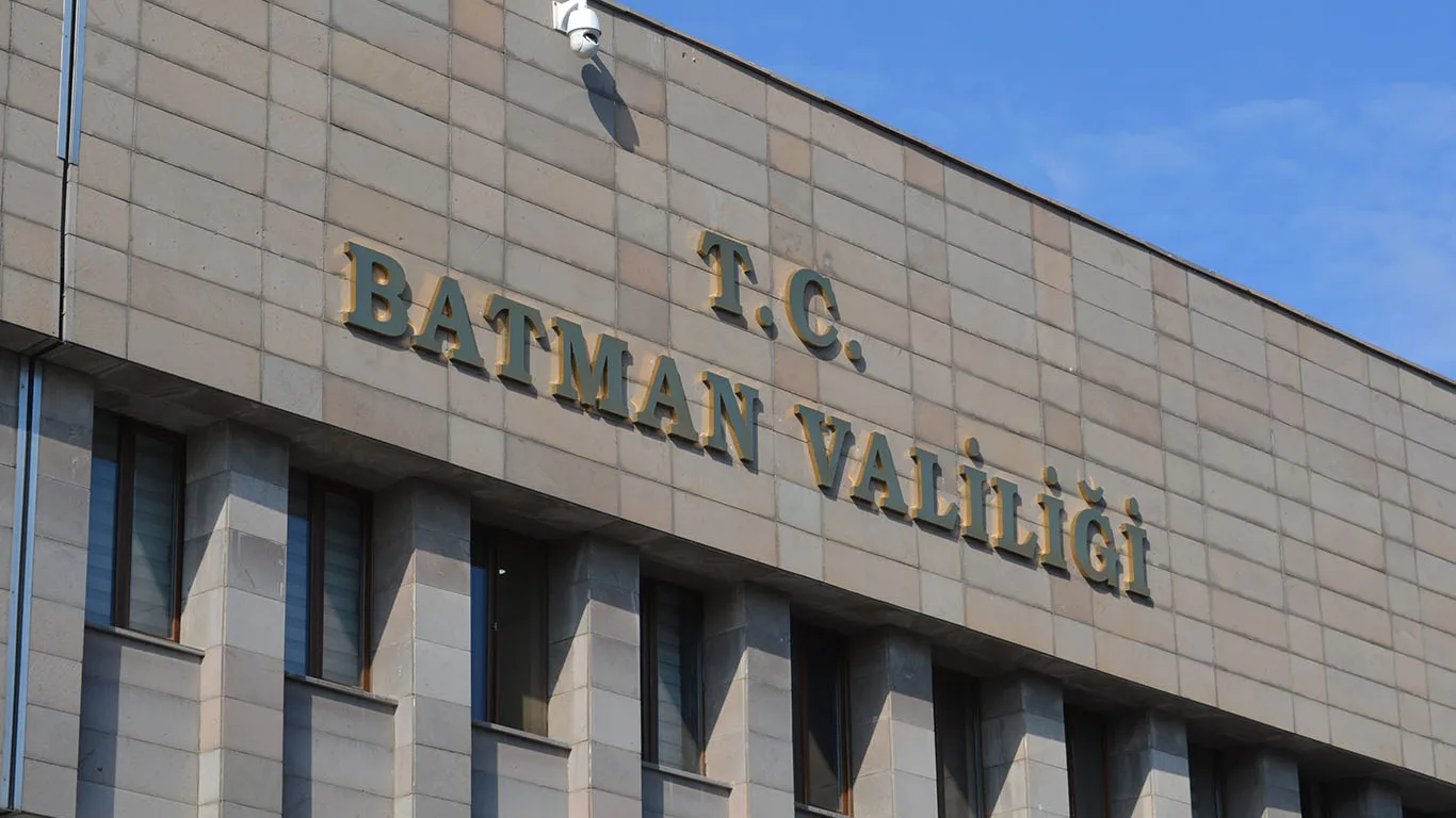 Batman Valiliği’nden “Kürtçe Konuştukları İçin Darp” İddialarına Açıklama