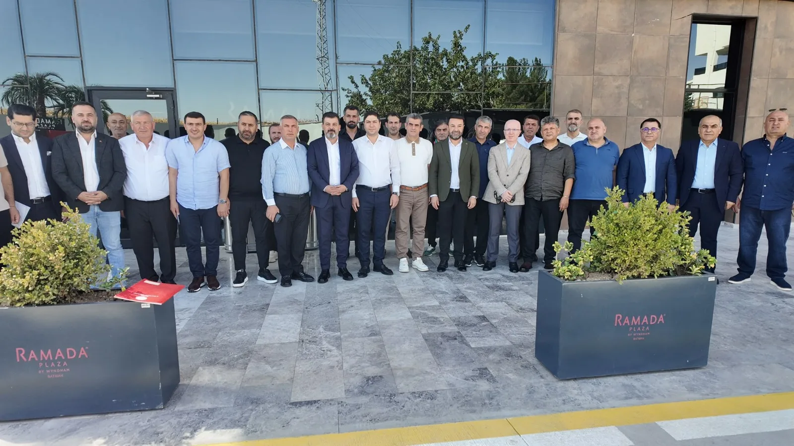 BAVA'DA GÜNDEM EKONOMİ