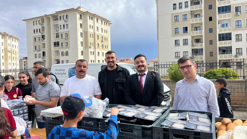 KARDELEN MAHALLESİ'NDE KERMES DAYANIŞMASI